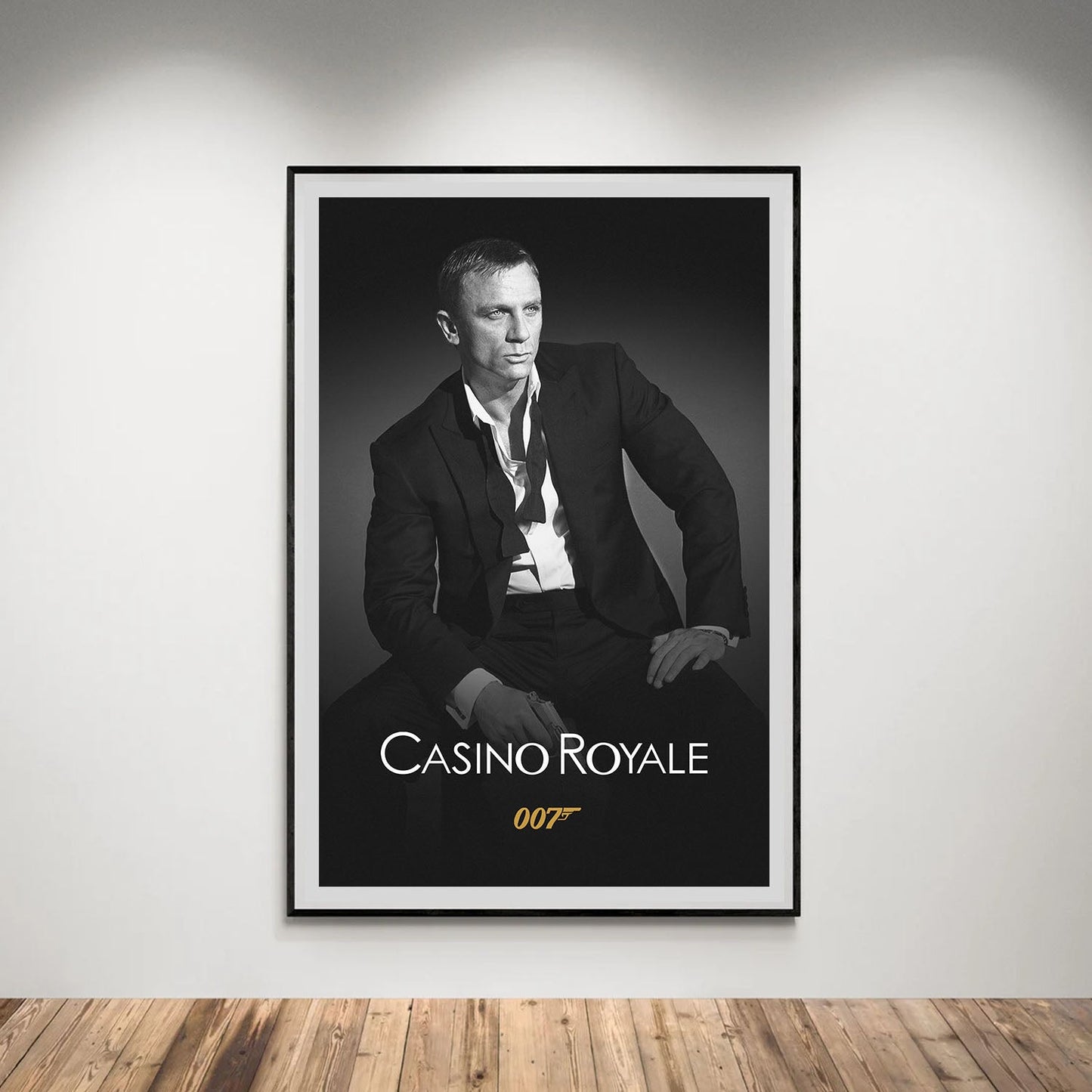 Flex Designs Poster Casino Royale 2006 B&W 5 x 7" Home Goods - Movie 2006 Movie Poster