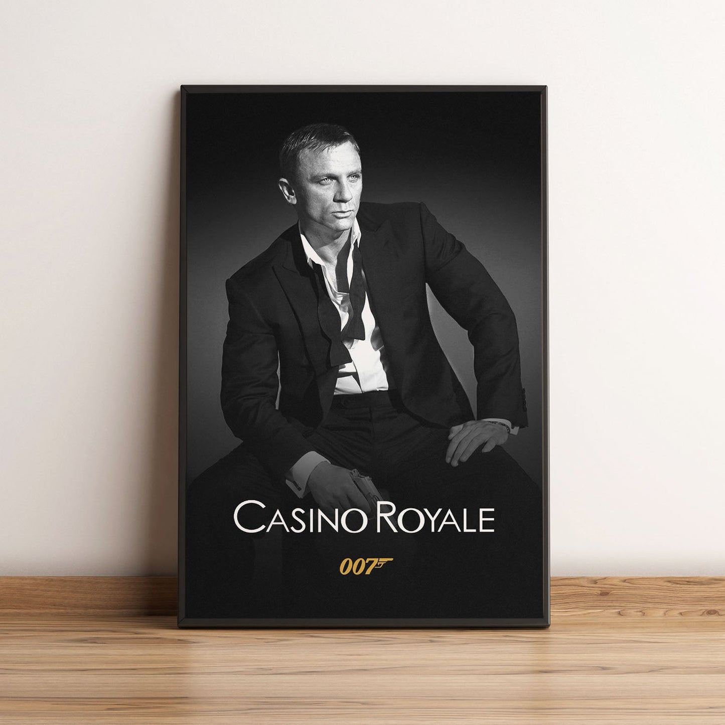 Flex Designs Poster Casino Royale 2006 B&W 5 x 7" Home Goods - Movie 2006 Movie Poster