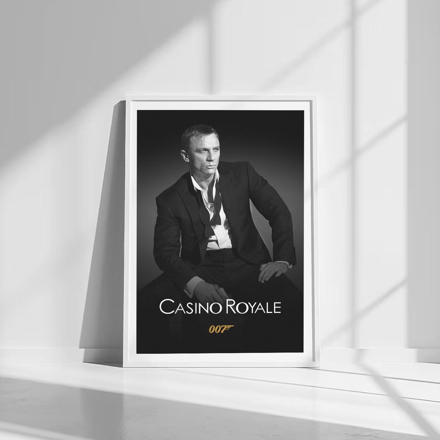 Flex Designs Poster Casino Royale 2006 B&W 8 x 10" Home Goods - Movie 2006 Movie Poster