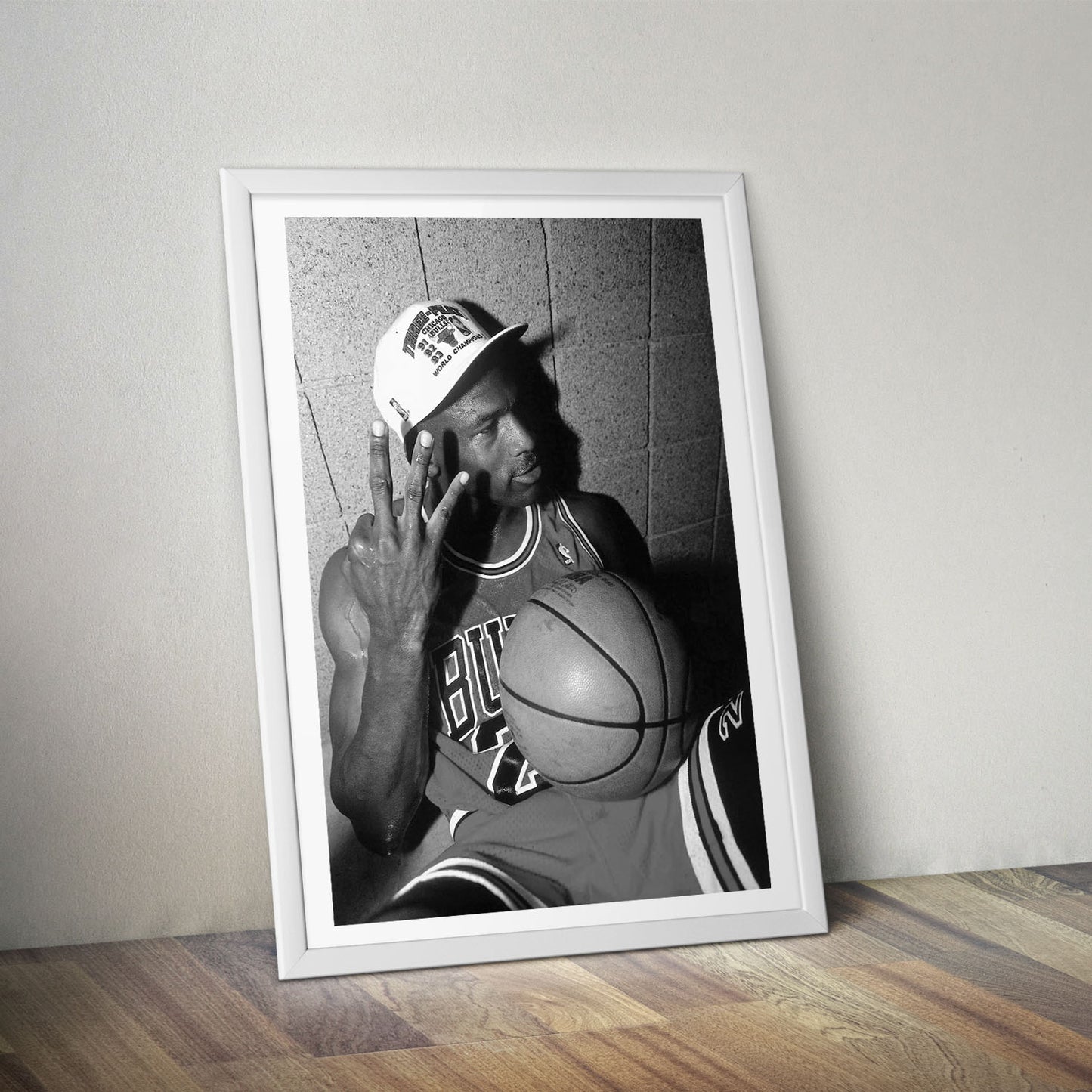 Flex Designs Poster Vintage Michael Jordan Celebration 5 x 7" Home Goods - Sports Poster