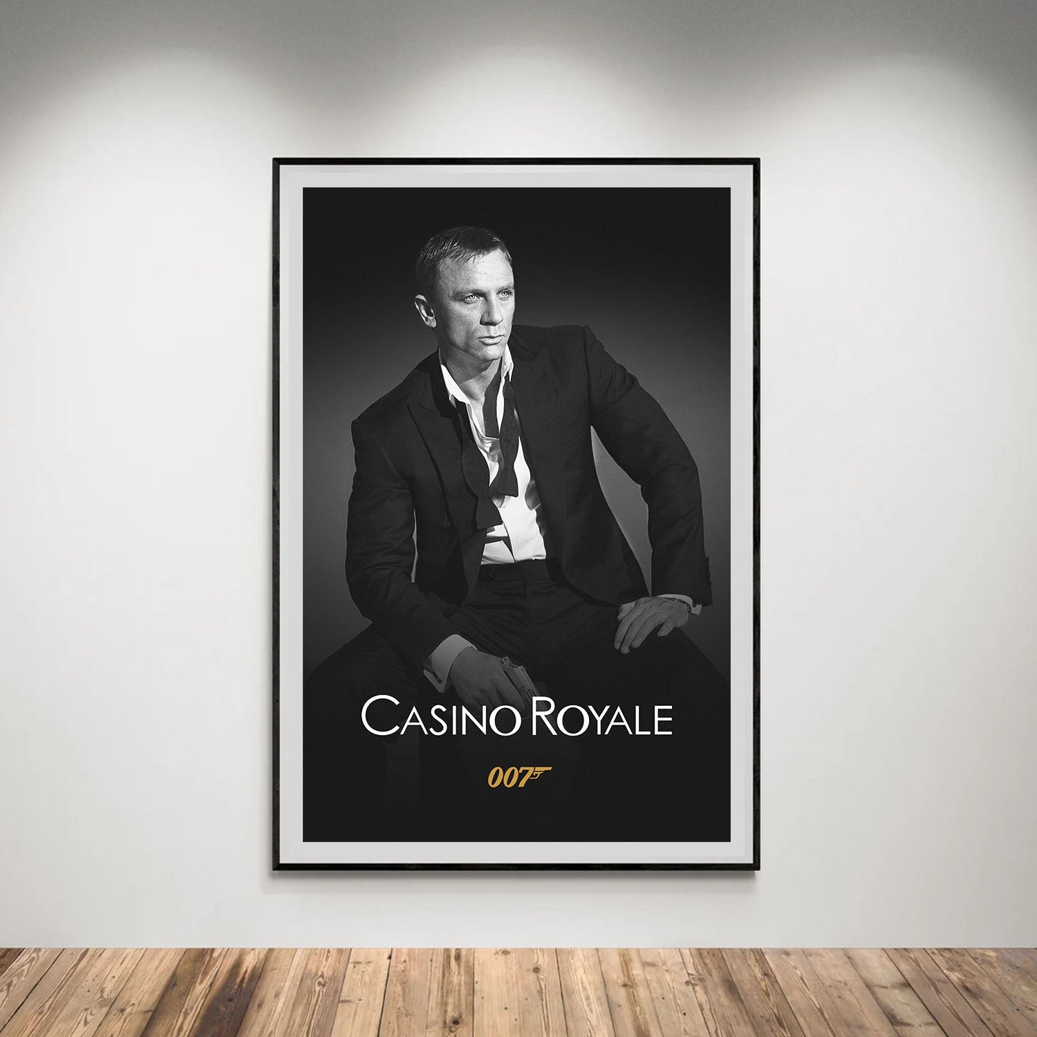 Flex Designs Poster Casino Royale 2006 B&W 5 x 7" Home Goods - Movie 2006 Movie Poster