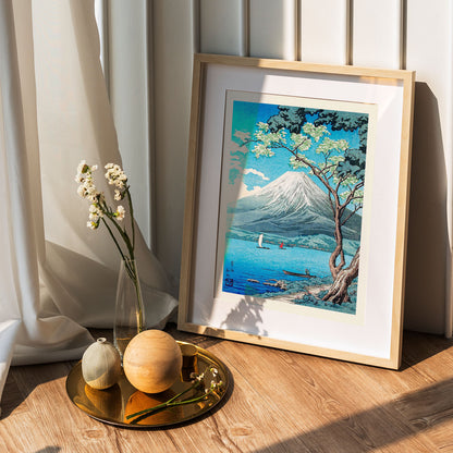 Flex Designs Poster Mount Fuji from Lake Yamanaka by Hiroaki Takahashi 5 x 7" Home Goods - Artist Artwork  Poster