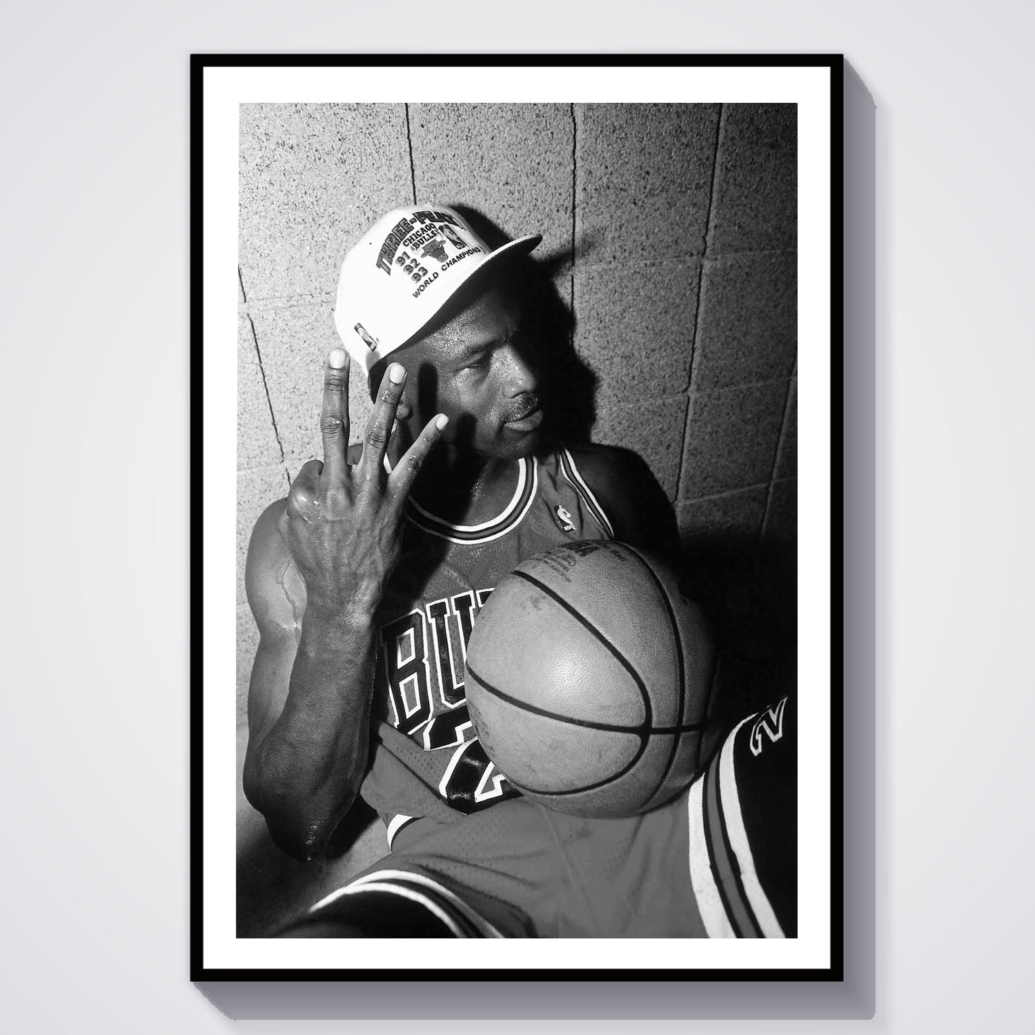 Flex Designs Poster Vintage Michael Jordan Celebration 5 x 7" Home Goods - Sports  Poster